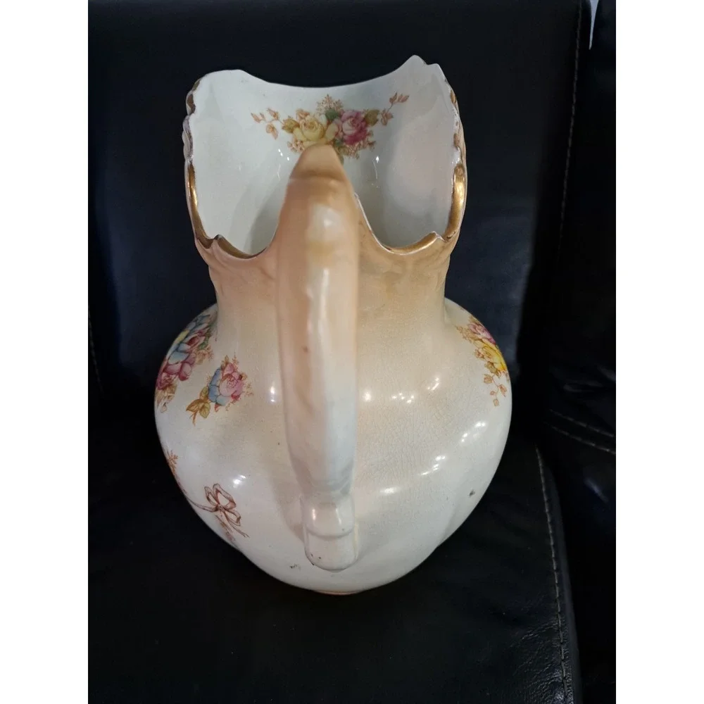 Crown this antique
